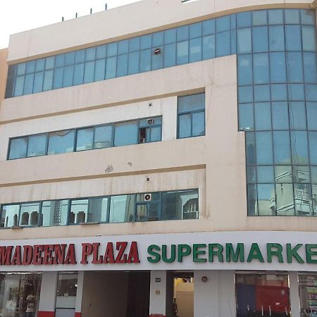 Brand New Boys Hostel 5 Min Walk From Burjuman Metro Station Exit-4 With All Brand New Furnishings & Free Facilities Dubai Exteriör bild