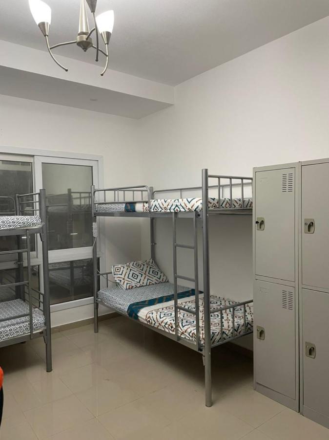 Brand New Boys Hostel 5 Min Walk From Burjuman Metro Station Exit-4 With All Brand New Furnishings & Free Facilities Dubai Exteriör bild